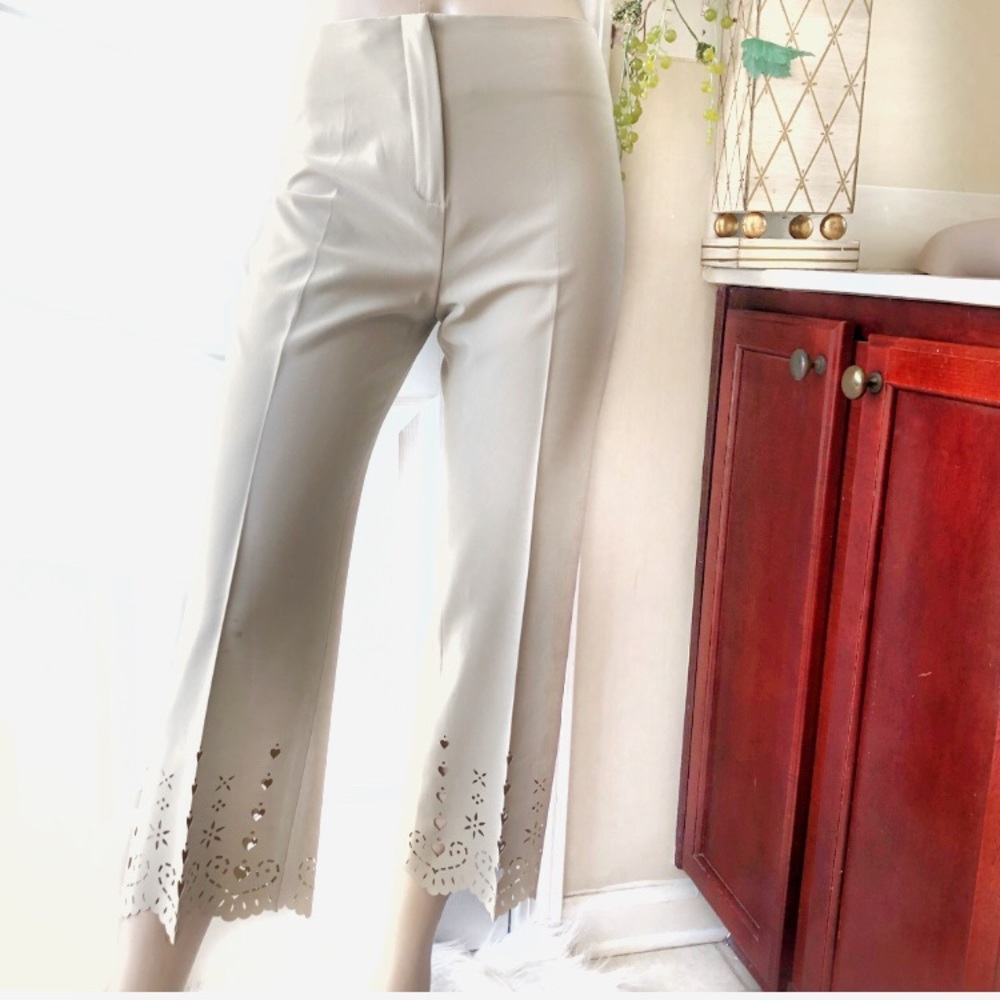 Paris- Miss TIC Cropped Ankle Nude pants